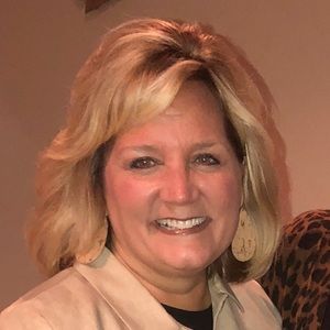 Meet your Posher, Christy